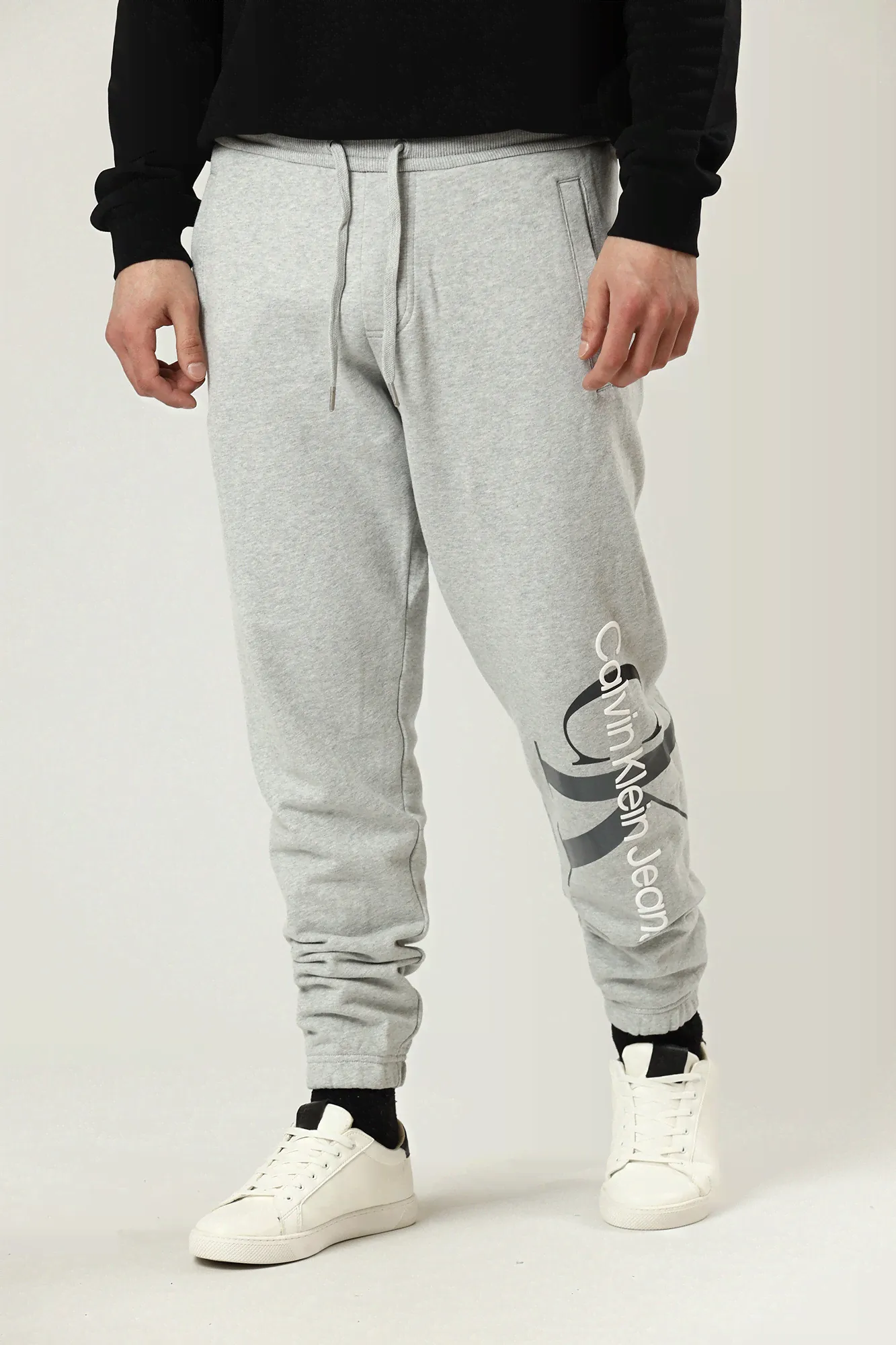 Брюки спортивные джоггеры Calvin Klein Jeans