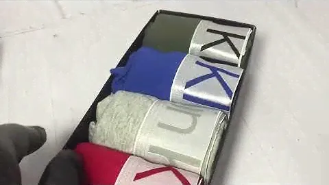 Набор трусы Calvin Klein