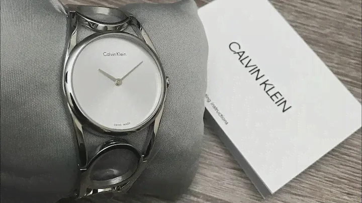 Calvin Klein Round Silver Dial Stainless Steel Ladies Watch K5U2M146 (Unboxing) @UnboxWatches